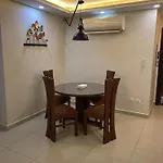 Luxury 1Br Near The Airport