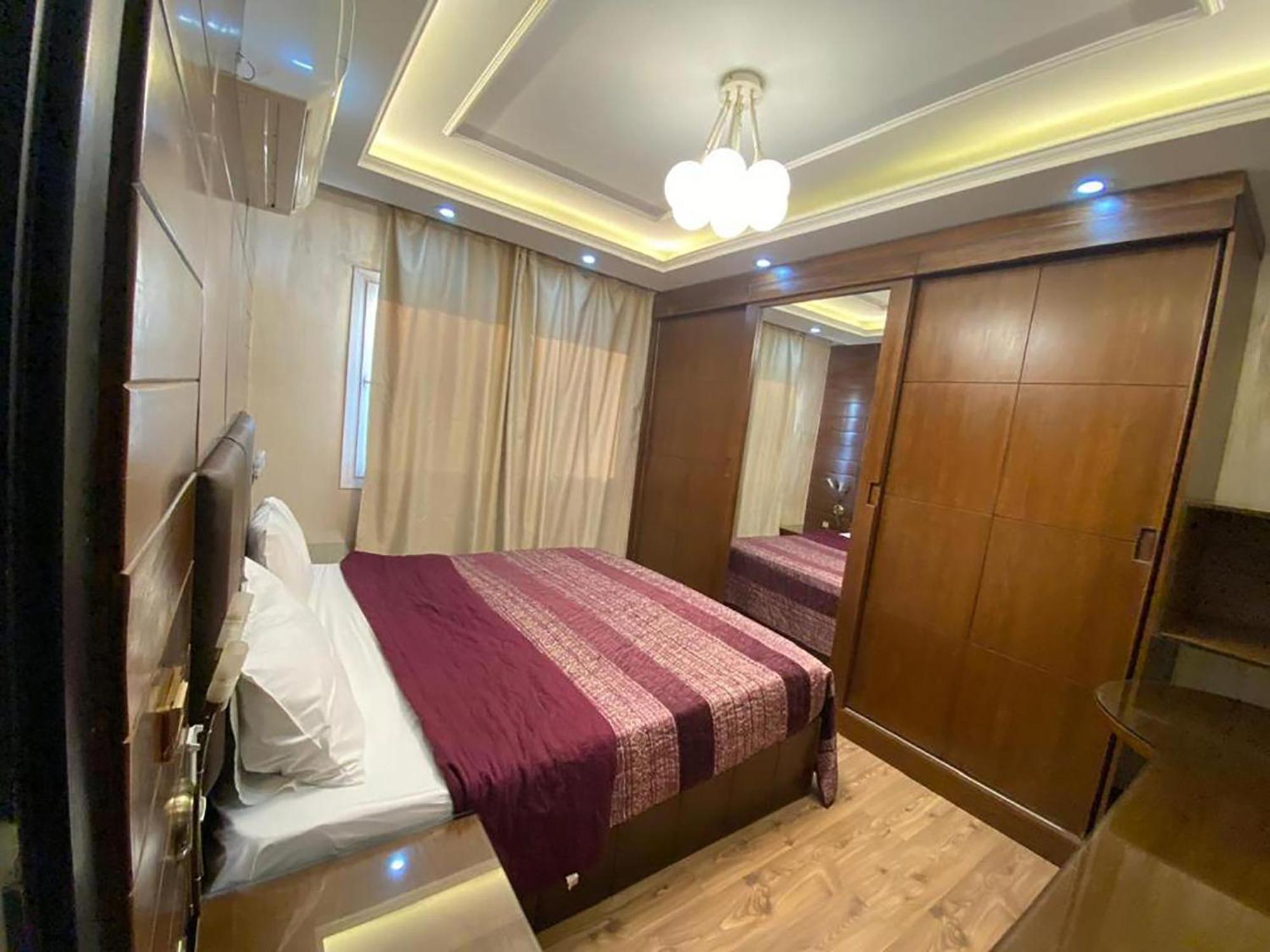 Apartment Luxury 1br Near The Airport Cairo